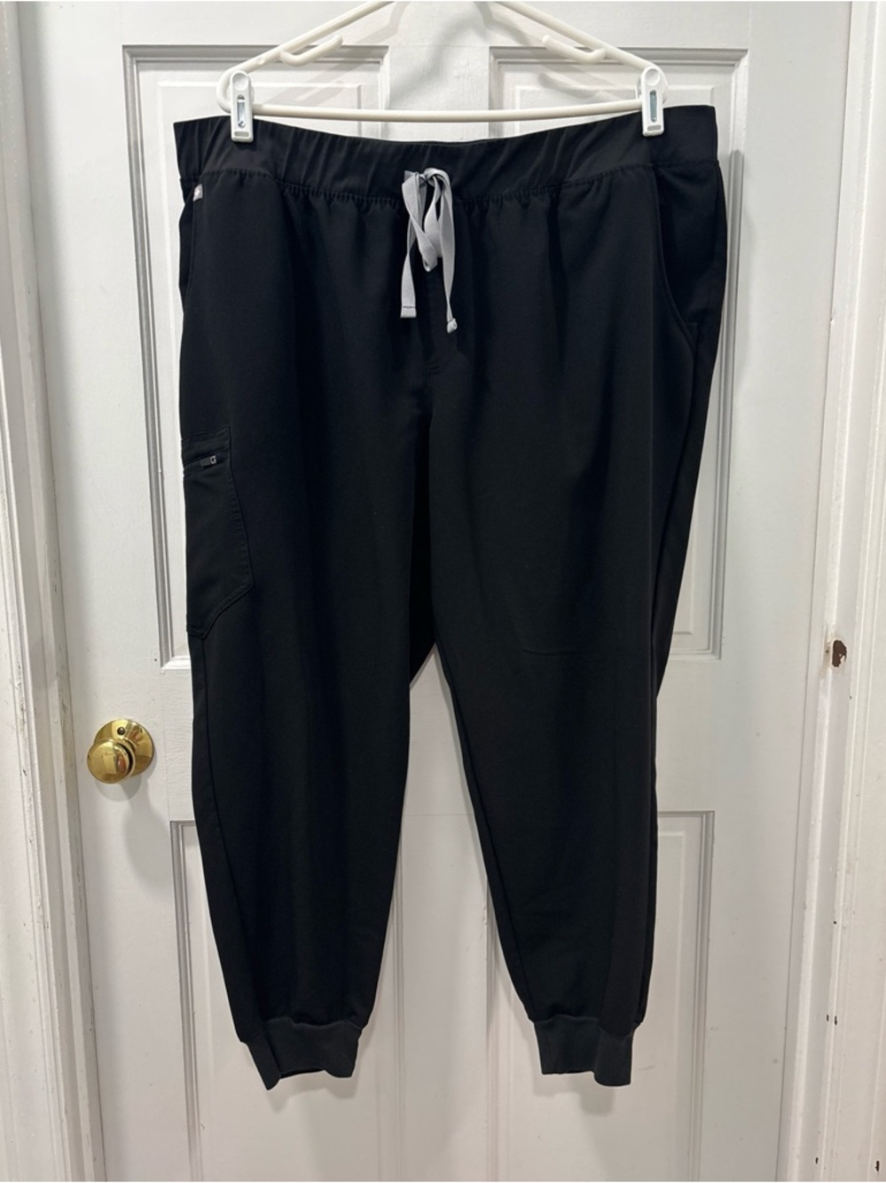 Figs Women’s Technical Collection Zamora Scrub Jogger Size 4XL Black Medical EUC - Picture 2 of 10